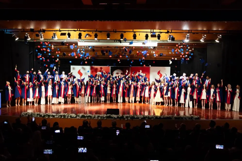 SANKO Üniversitesi Tıp Fakültesinde mezuniyet coşkusu